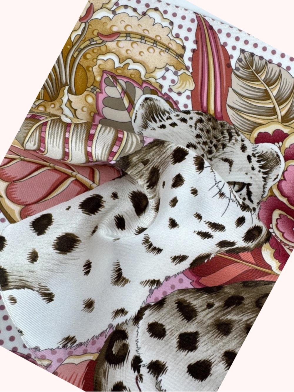 Vintage Ferragamo Silk Cheetah Floral Pocket Square Scarf Made in Italy - Picture 7 of 8